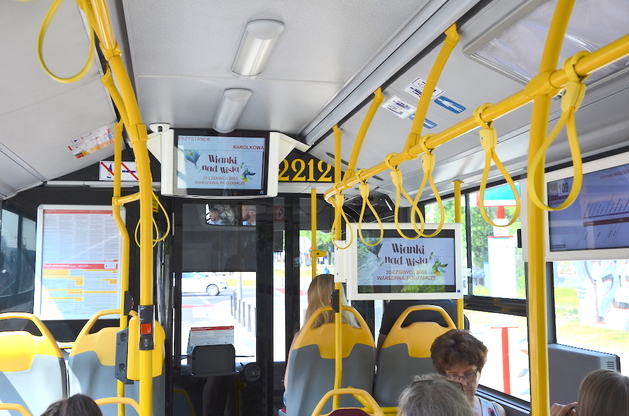 Reklama w autobusach Warszawa MZA.jpg