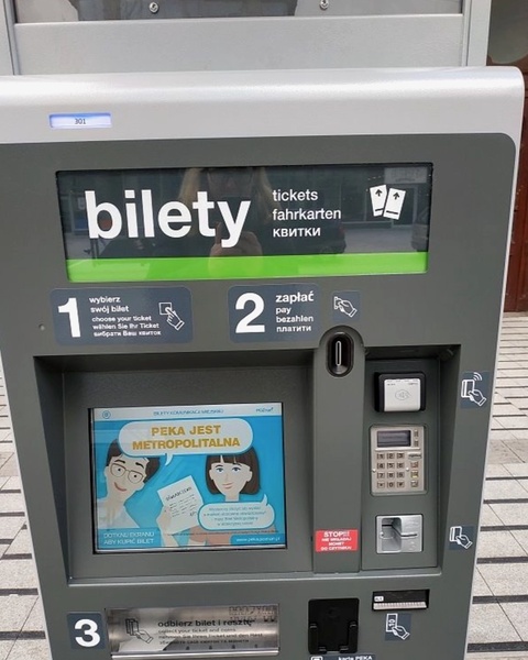 reklama na przystankach Poznań biletomaty.jpg