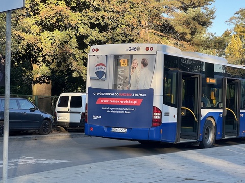 Reklama na autobusach Kraków FULLBCK.jpg