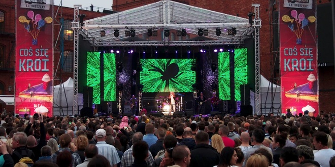 Wynajem telebimów na koncerty.jpg